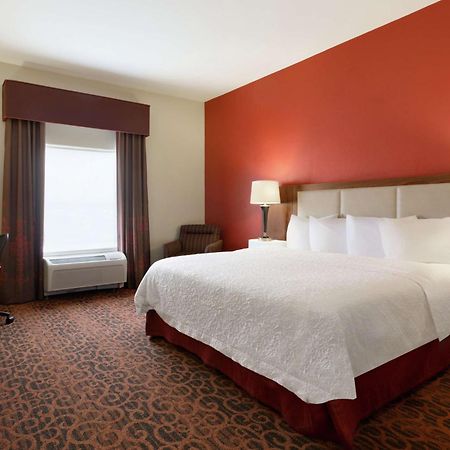 Hampton Inn Wichita Falls-Sikes Senter Mall Экстерьер фото