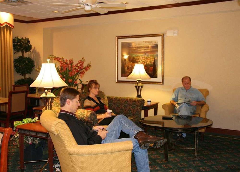 Hampton Inn Wichita Falls-Sikes Senter Mall Интерьер фото