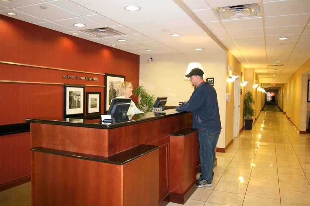 Hampton Inn Wichita Falls-Sikes Senter Mall Интерьер фото