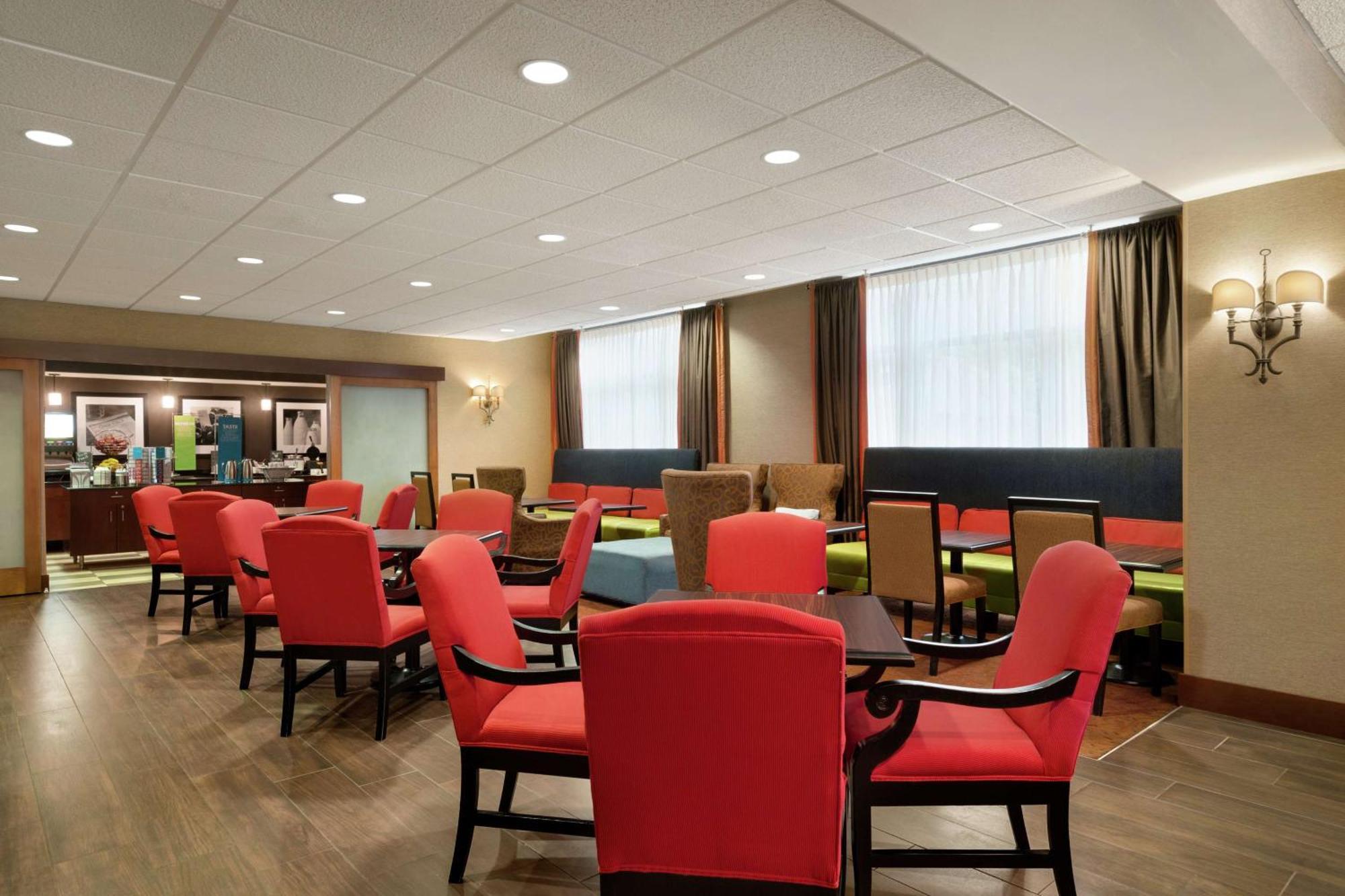 Hampton Inn Wichita Falls-Sikes Senter Mall Экстерьер фото
