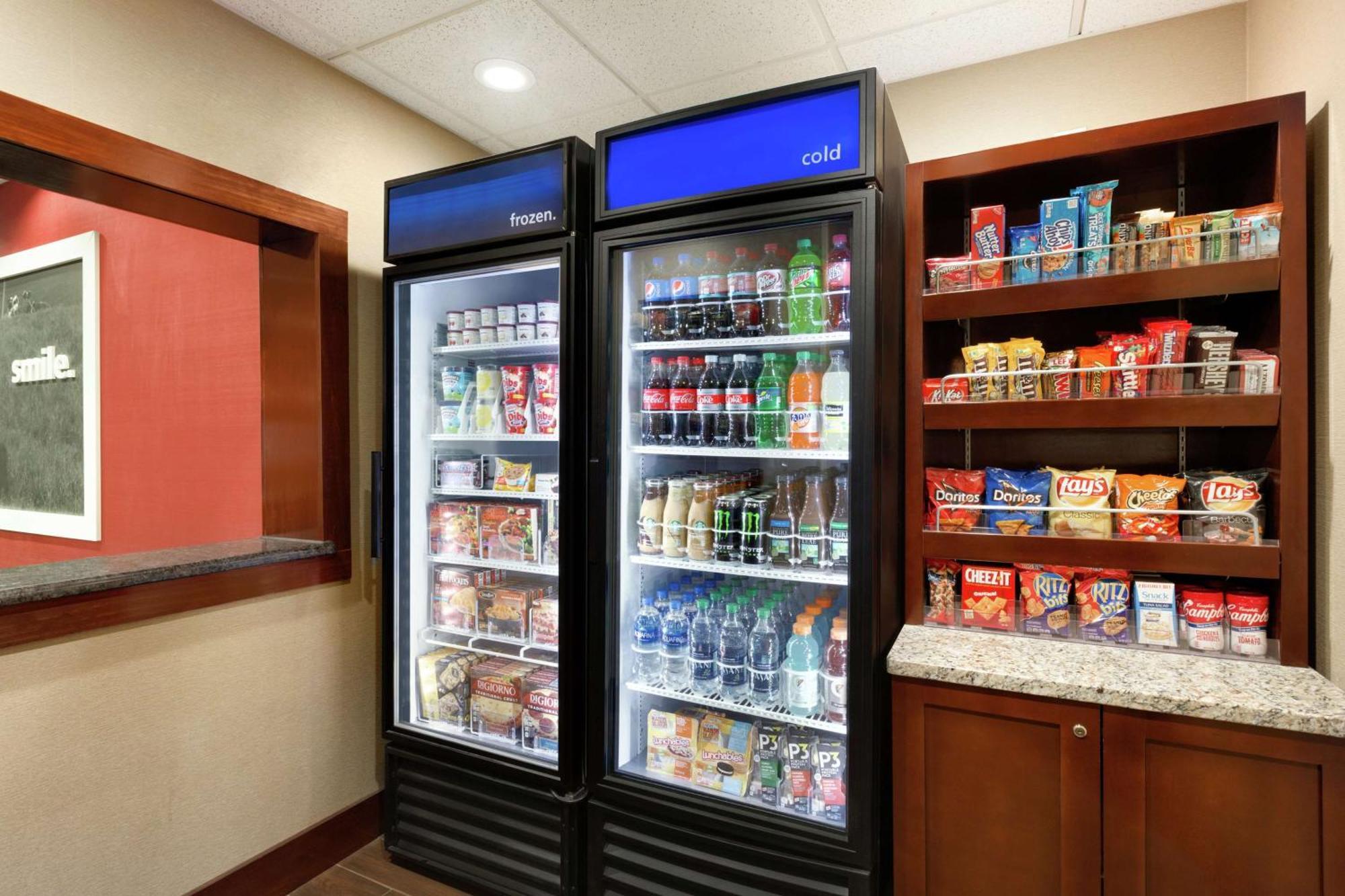 Hampton Inn Wichita Falls-Sikes Senter Mall Экстерьер фото